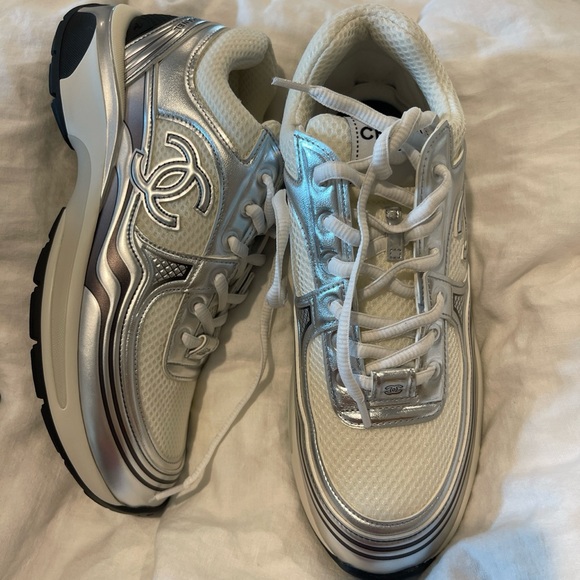 Chanel sneakers - Picture 1 of 5